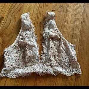 Lace Bralette in Cream bridal cream and white Victoria’s Secret size medium